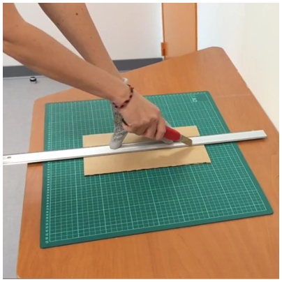 TL-290028 Cutter plastique à cliquet avec lame 18mm – DALC Lausanne (photo 2)